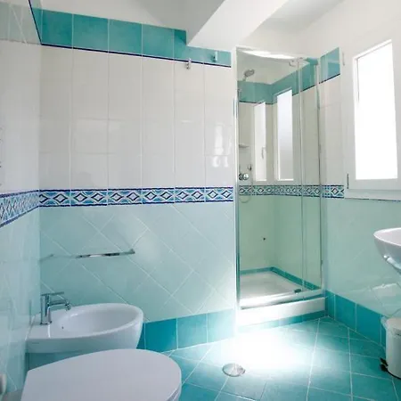 Divina Салерно