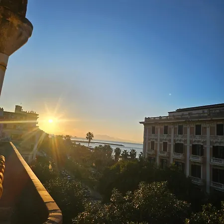 Bed and breakfast Divina 3*